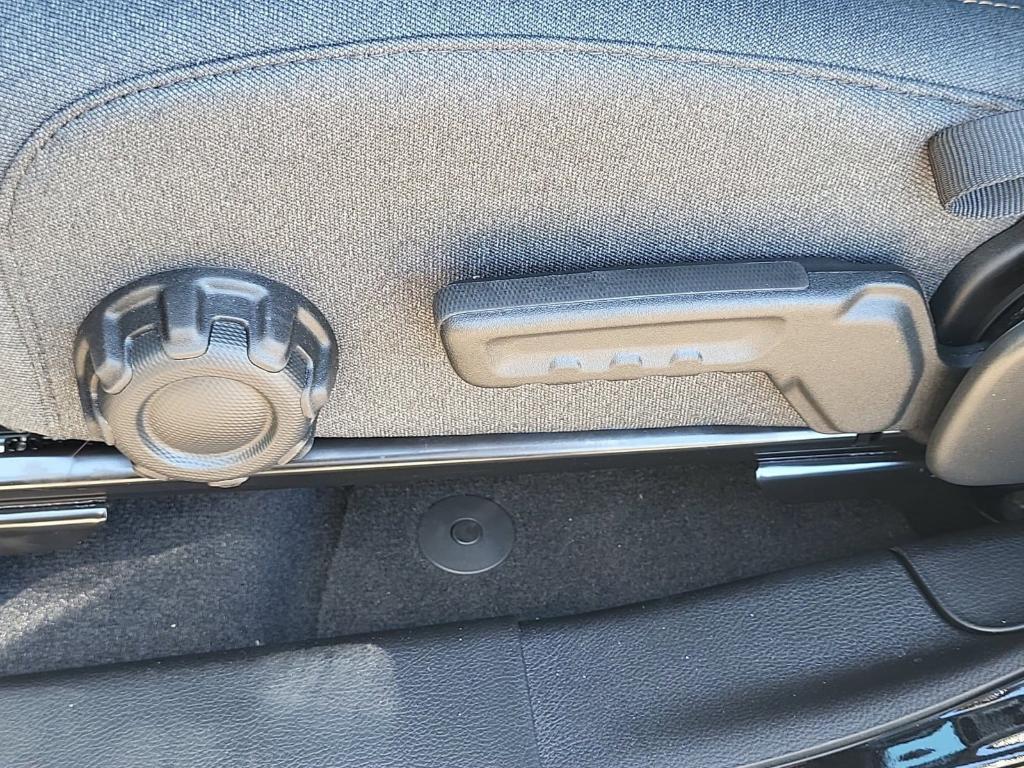 new 2025 Jeep Wrangler car, priced at $45,836