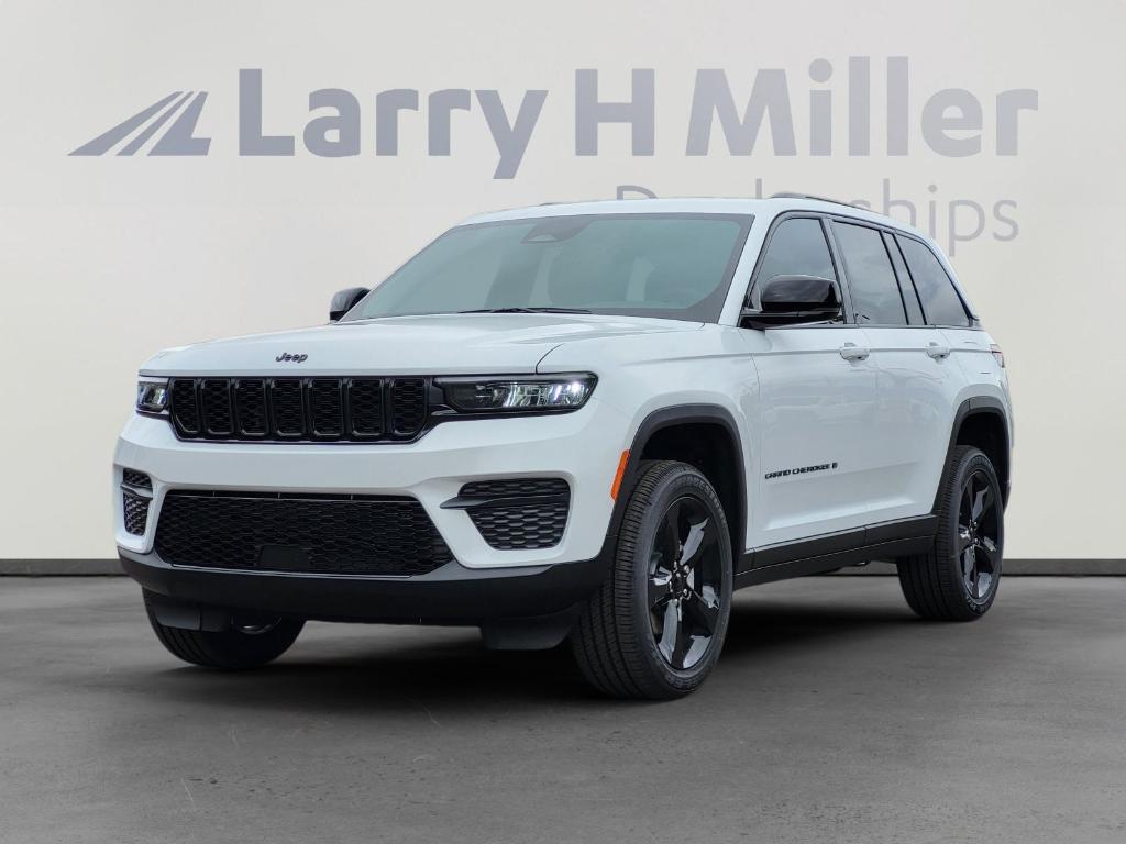 new 2025 Jeep Grand Cherokee car, priced at $42,826