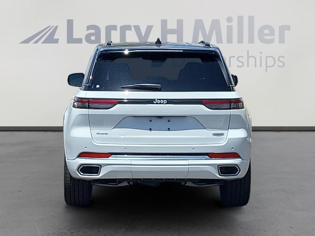 new 2025 Jeep Grand Cherokee car, priced at $59,910