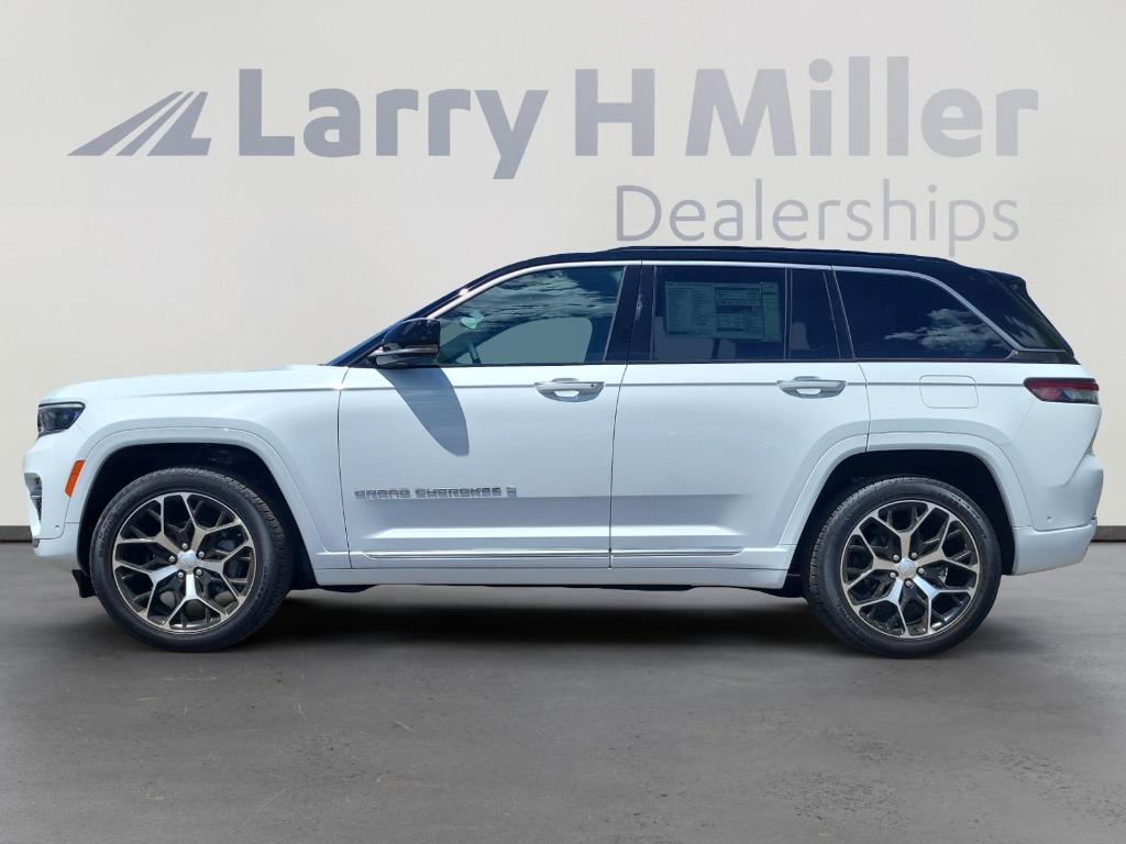 new 2025 Jeep Grand Cherokee car, priced at $59,910