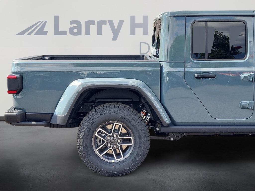 new 2025 Jeep Gladiator car, priced at $57,211