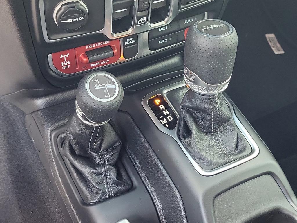 new 2025 Jeep Gladiator car, priced at $57,211