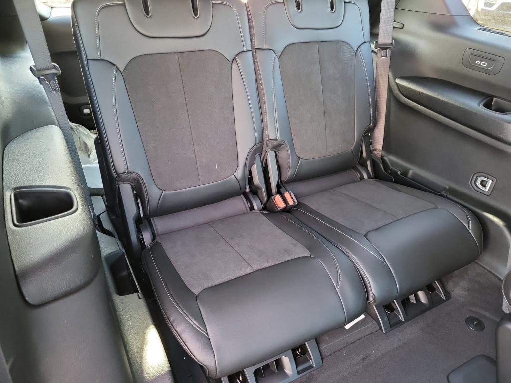 new 2025 Jeep Grand Cherokee L car, priced at $41,273