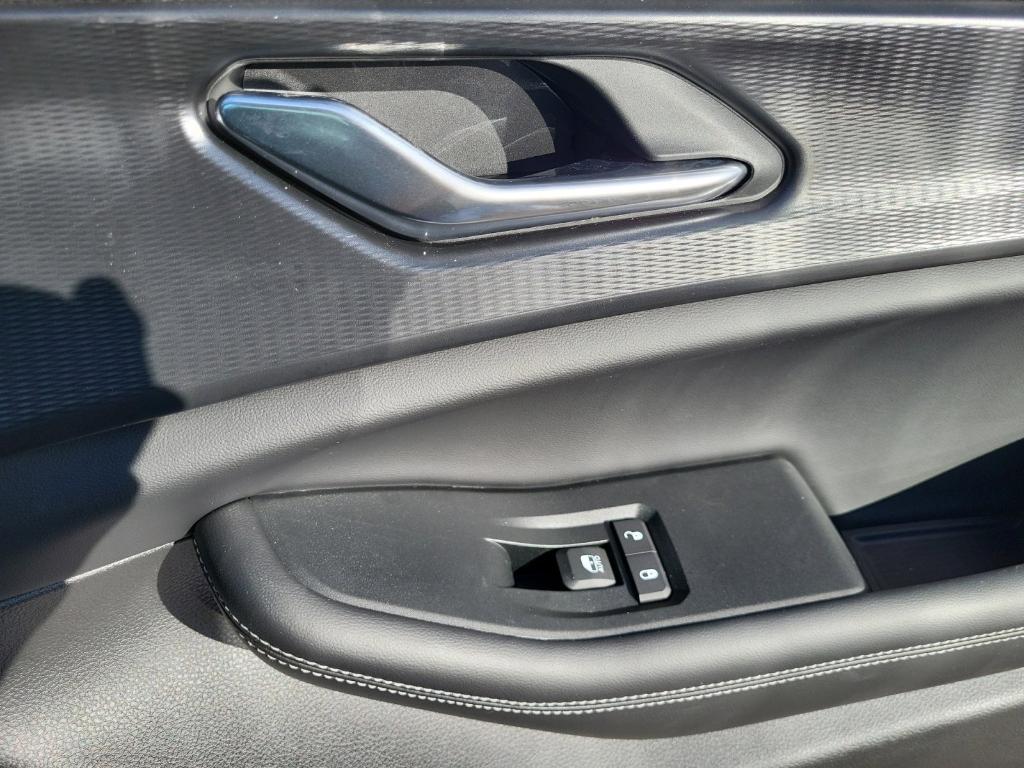 new 2025 Jeep Grand Cherokee L car, priced at $41,273