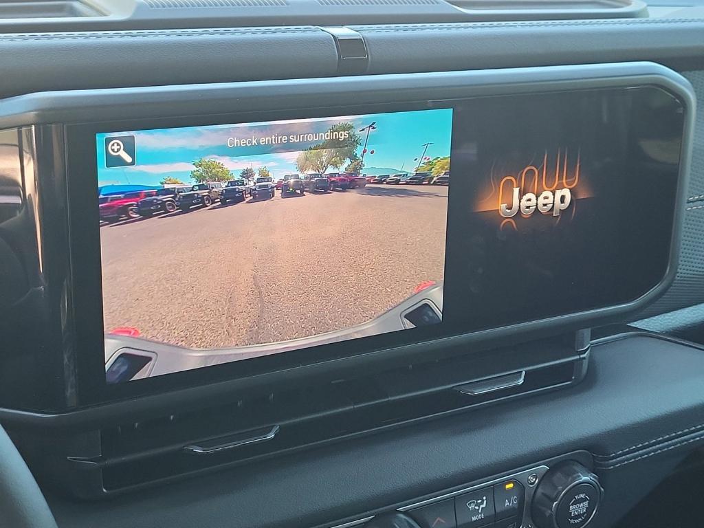 new 2025 Jeep Gladiator car, priced at $50,101