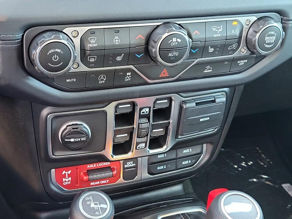 new 2025 Jeep Gladiator car, priced at $50,101