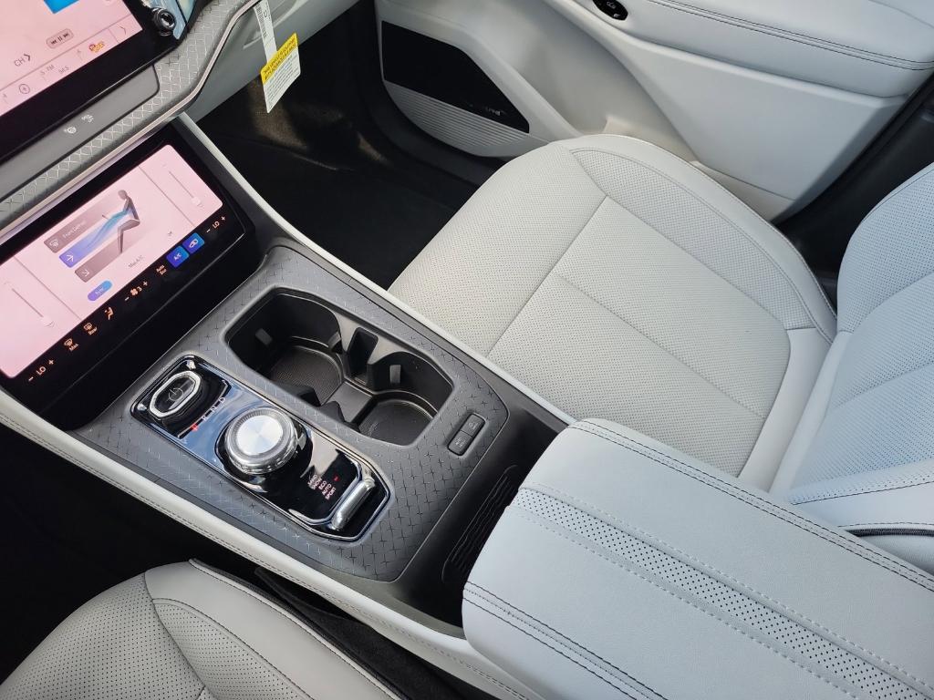 new 2025 Jeep Wagoneer S car, priced at $49,336