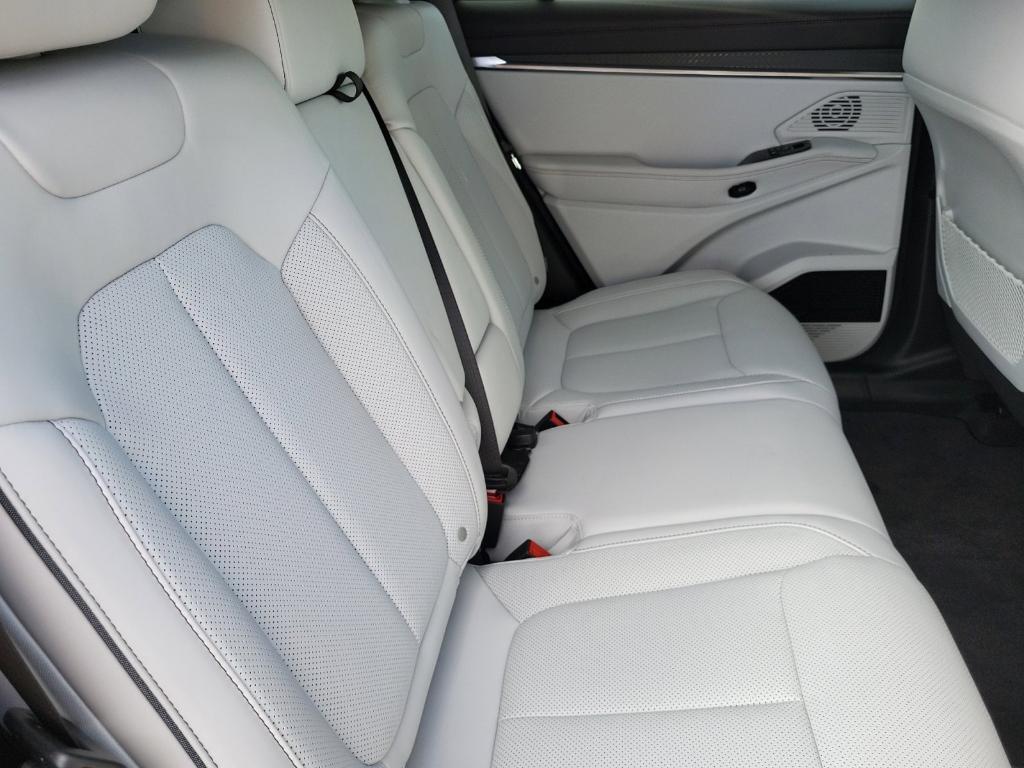 new 2025 Jeep Wagoneer S car, priced at $49,336