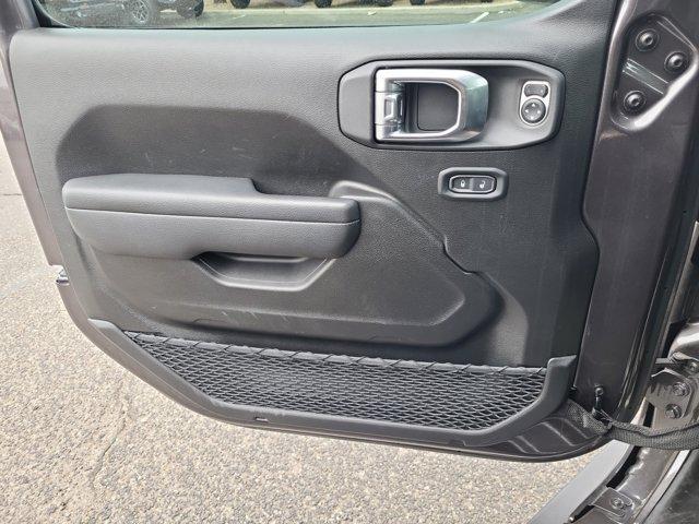 new 2025 Jeep Wrangler car