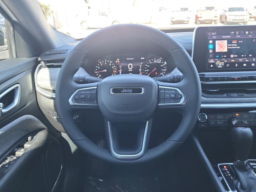 new 2025 Jeep Compass car, priced at $26,500