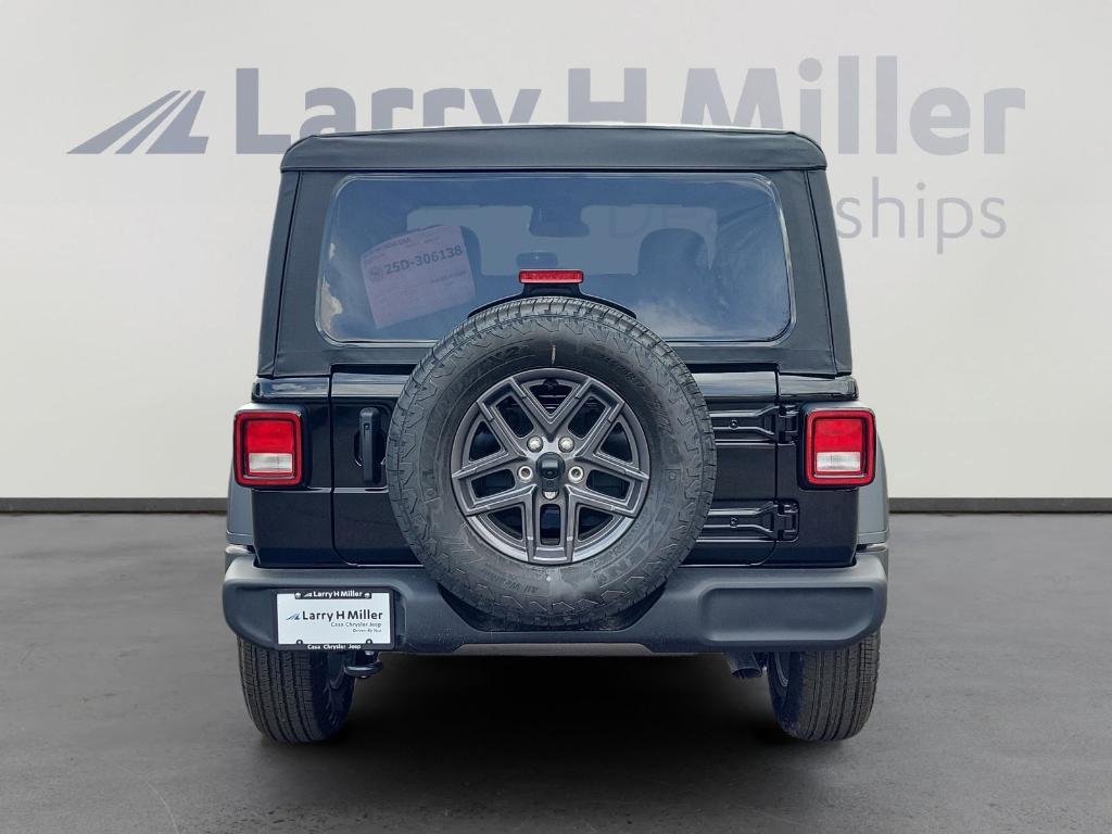 new 2025 Jeep Wrangler car, priced at $39,246