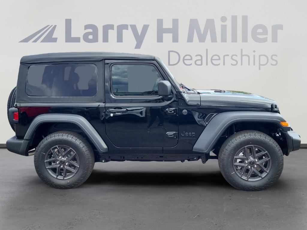 new 2025 Jeep Wrangler car, priced at $39,246