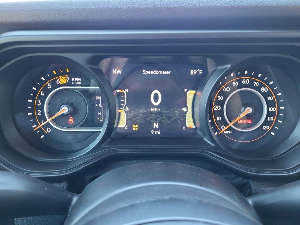 new 2025 Jeep Wrangler car, priced at $45,166