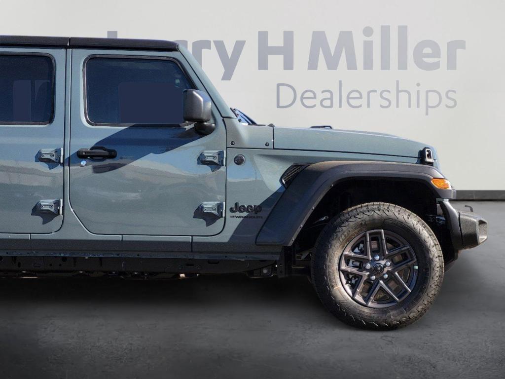 new 2025 Jeep Wrangler car, priced at $46,643