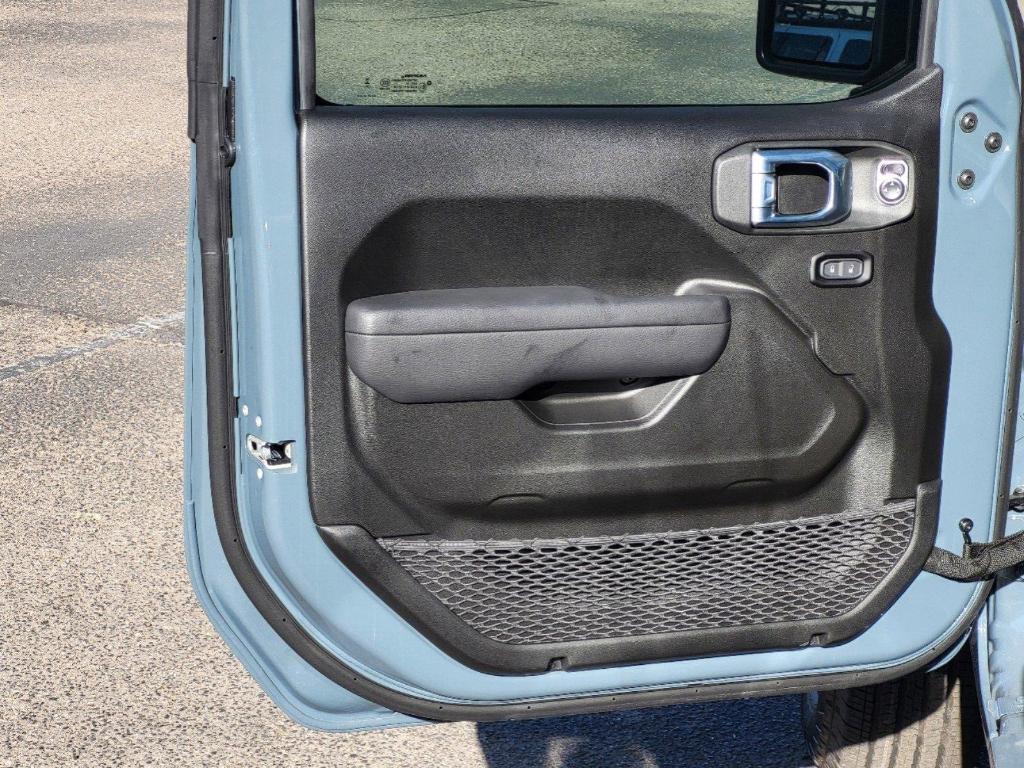new 2025 Jeep Wrangler car, priced at $46,643