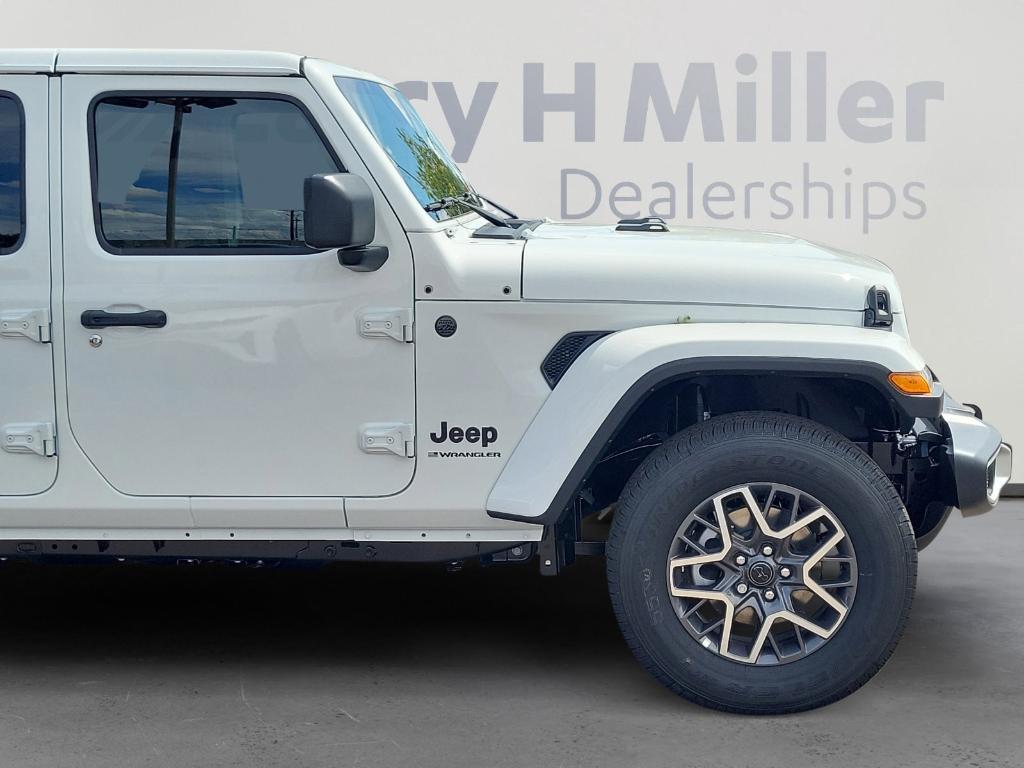 new 2025 Jeep Wrangler car, priced at $55,006