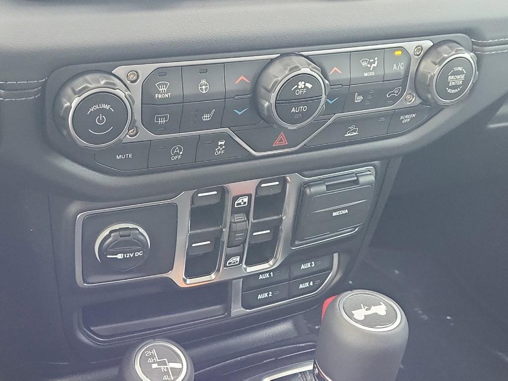 new 2025 Jeep Wrangler car, priced at $55,006