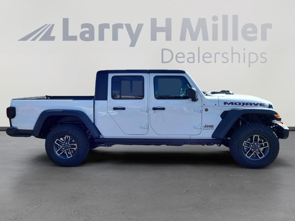 new 2025 Jeep Gladiator car, priced at $53,496