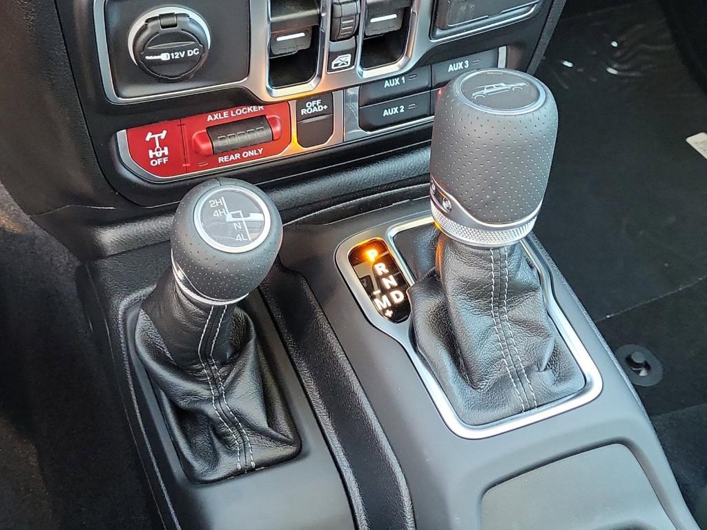 new 2025 Jeep Gladiator car, priced at $53,496