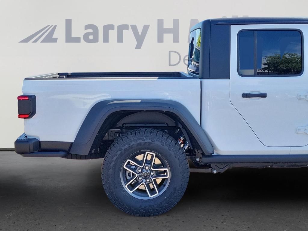new 2025 Jeep Gladiator car, priced at $53,496