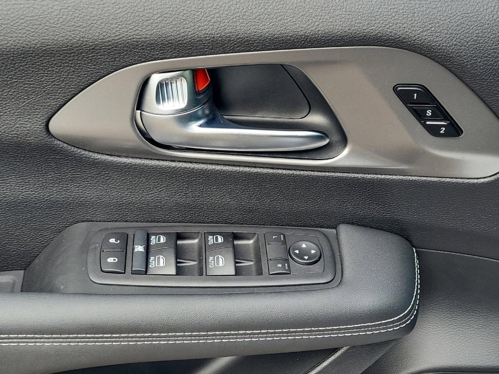 new 2026 Chrysler Pacifica car, priced at $46,796