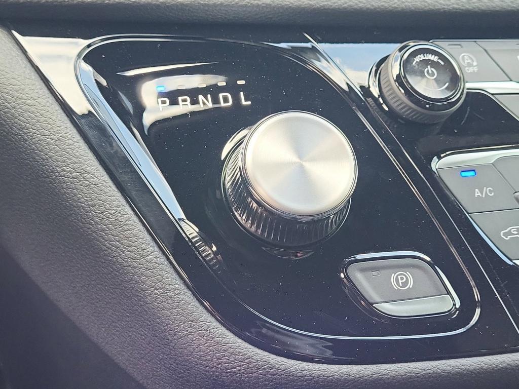 new 2026 Chrysler Pacifica car, priced at $46,796