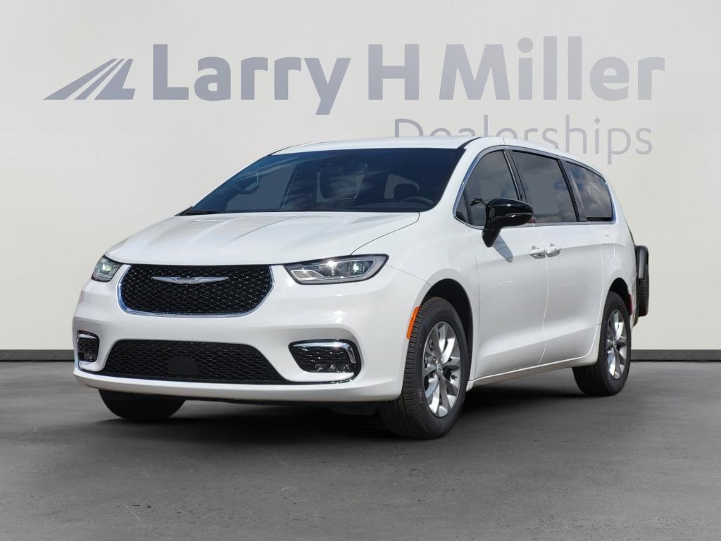 new 2026 Chrysler Pacifica car, priced at $46,046