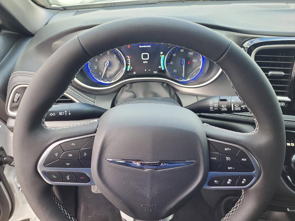 new 2026 Chrysler Pacifica car, priced at $46,796