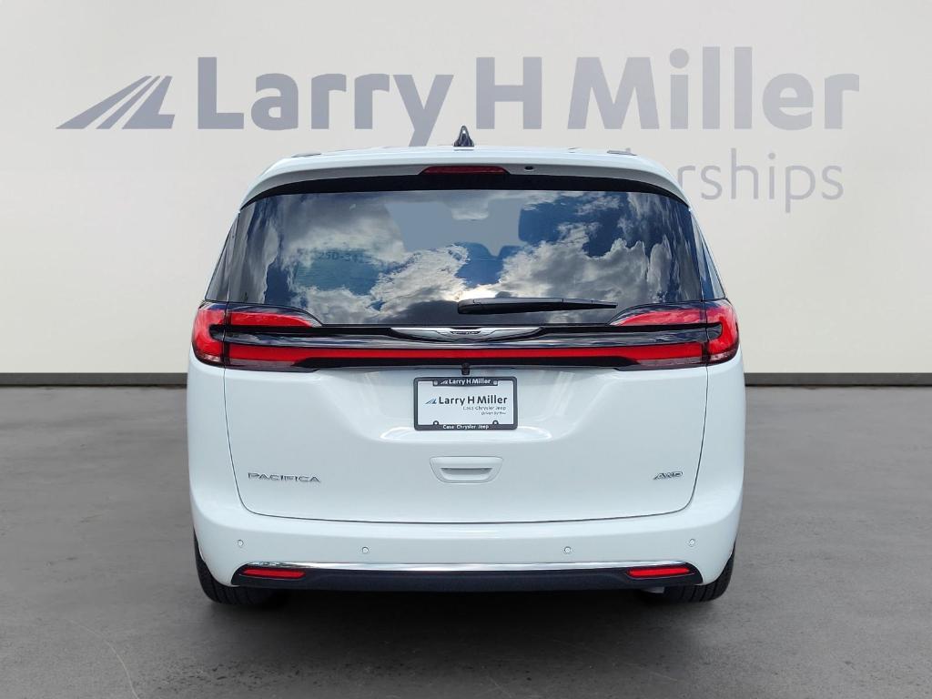 new 2026 Chrysler Pacifica car, priced at $46,796