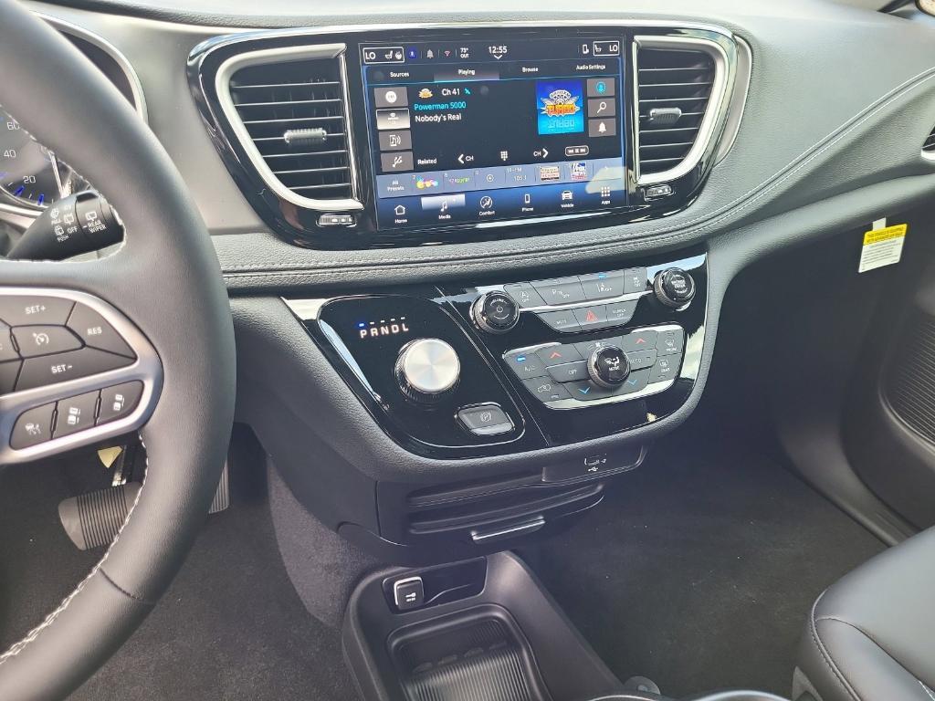 new 2026 Chrysler Pacifica car, priced at $46,796