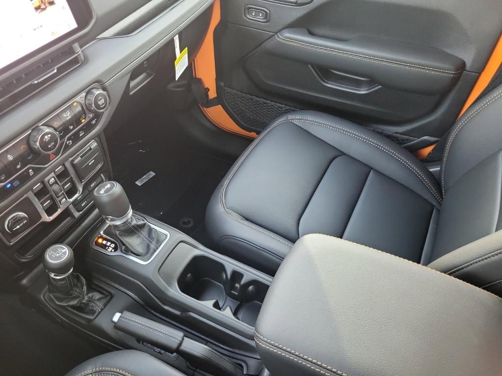 new 2025 Jeep Wrangler 4xe car, priced at $58,241
