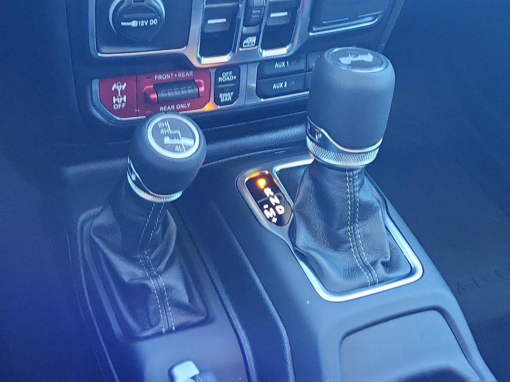 new 2025 Jeep Wrangler car, priced at $57,696