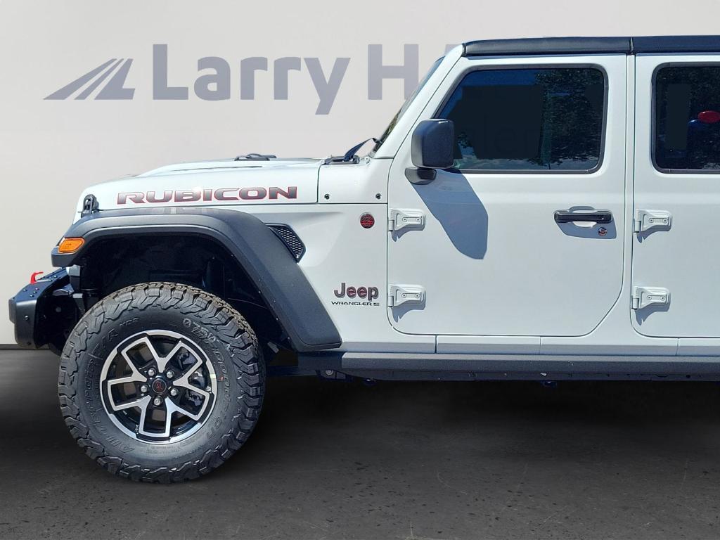 new 2025 Jeep Wrangler car, priced at $57,696