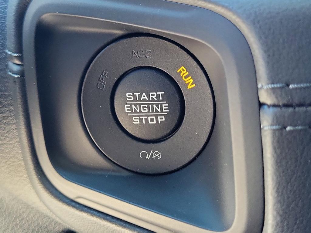 new 2025 Jeep Wrangler car, priced at $57,696