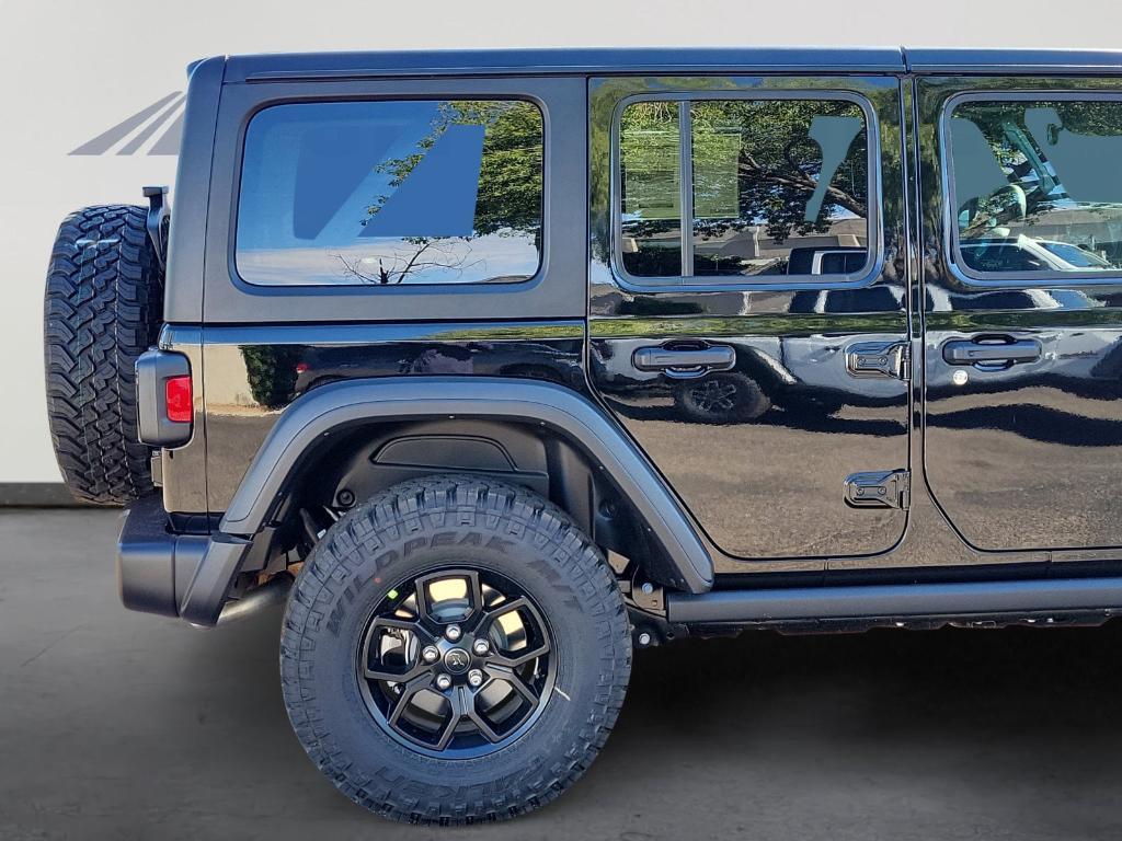 new 2025 Jeep Wrangler car, priced at $46,371