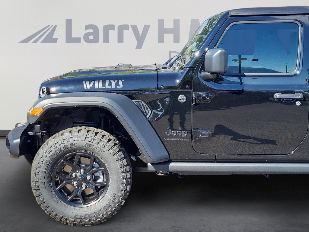 new 2025 Jeep Wrangler car, priced at $46,371