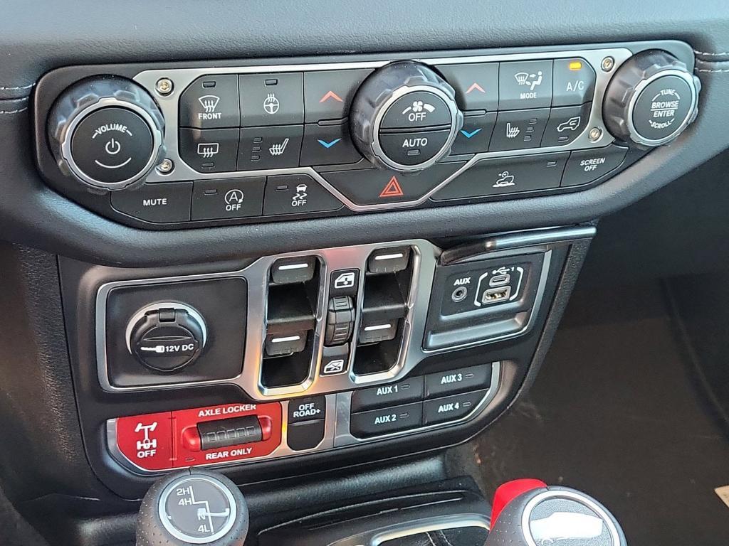 new 2025 Jeep Gladiator car, priced at $54,091