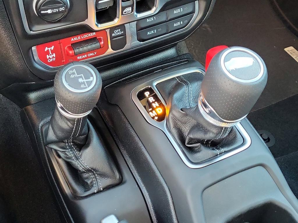 new 2025 Jeep Gladiator car, priced at $54,091