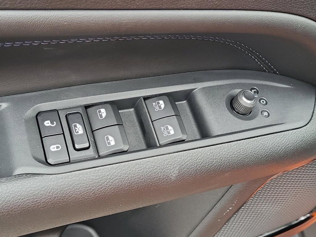 new 2026 Jeep Compass car, priced at $36,001