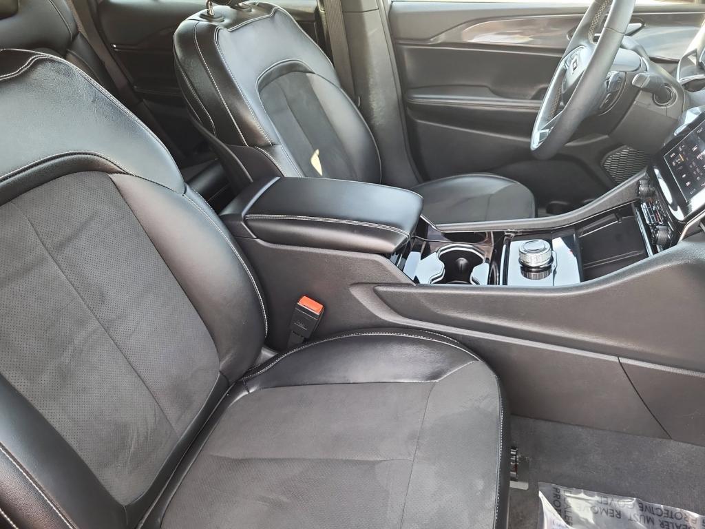 used 2023 Jeep Grand Cherokee car, priced at $32,987