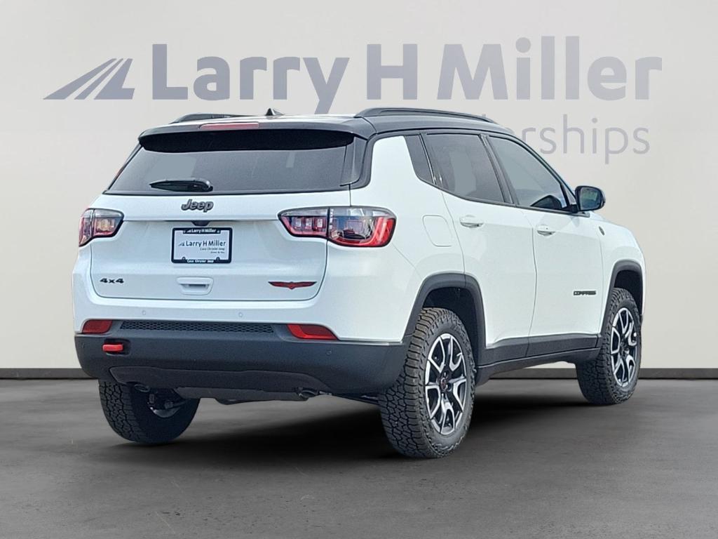 new 2025 Jeep Compass car, priced at $38,536