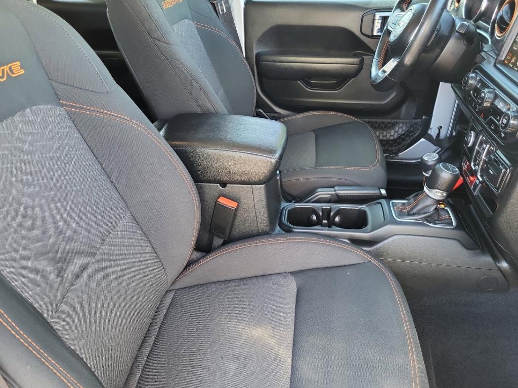 used 2022 Jeep Gladiator car, priced at $36,153