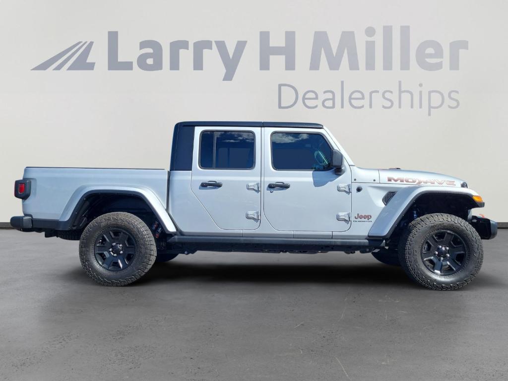 used 2022 Jeep Gladiator car, priced at $36,153