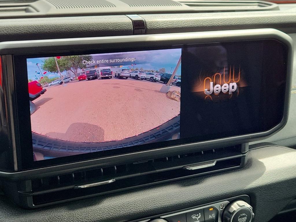 new 2025 Jeep Wrangler car, priced at $46,371