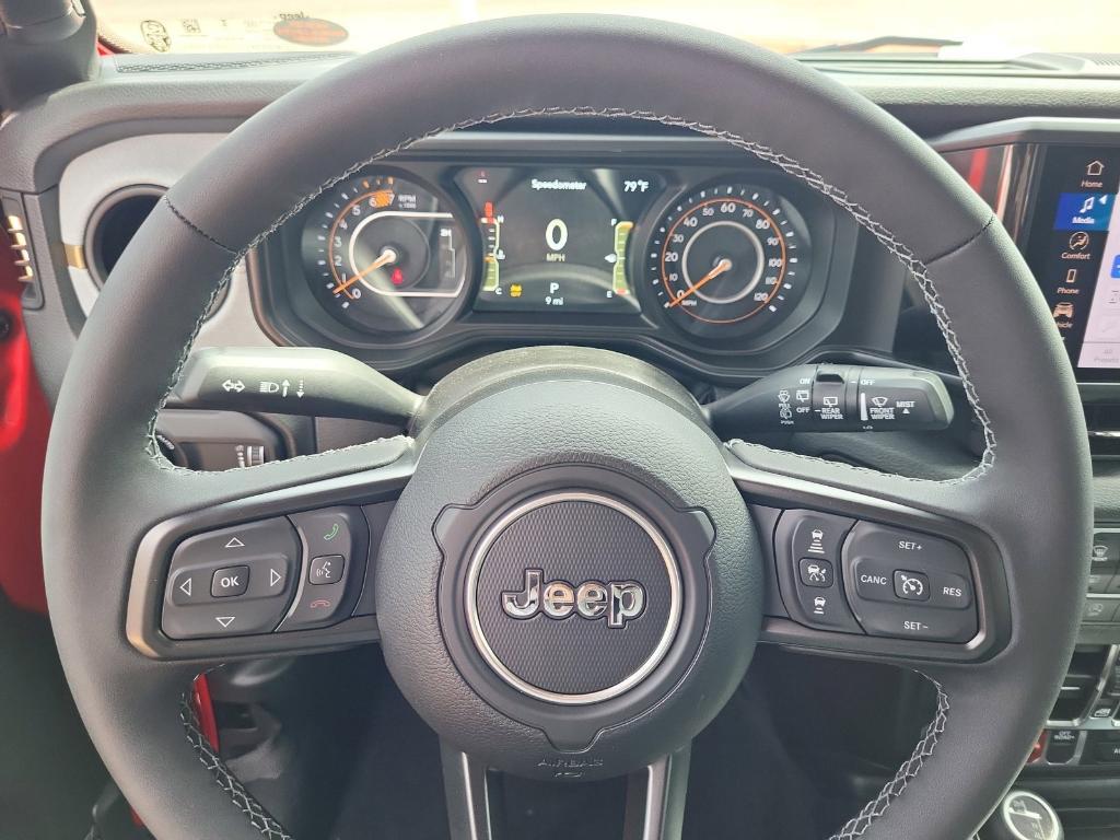 new 2025 Jeep Wrangler car, priced at $46,371