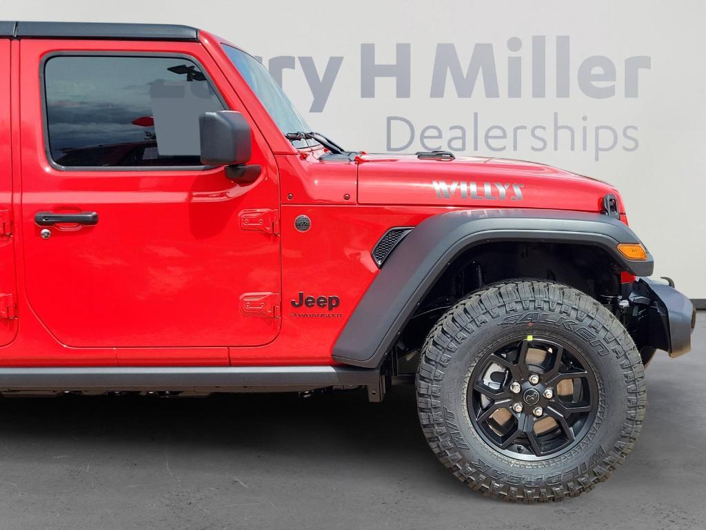 new 2025 Jeep Wrangler car, priced at $46,371