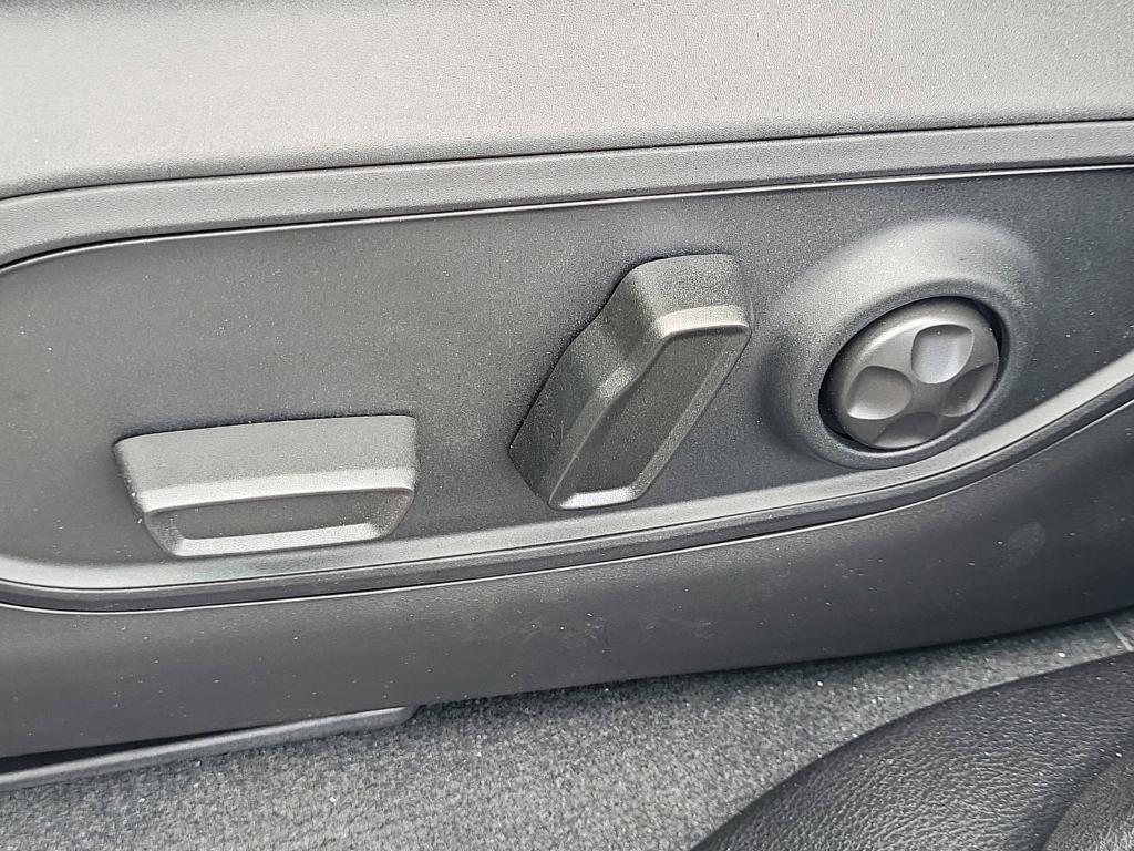 new 2025 Jeep Grand Cherokee L car, priced at $50,191