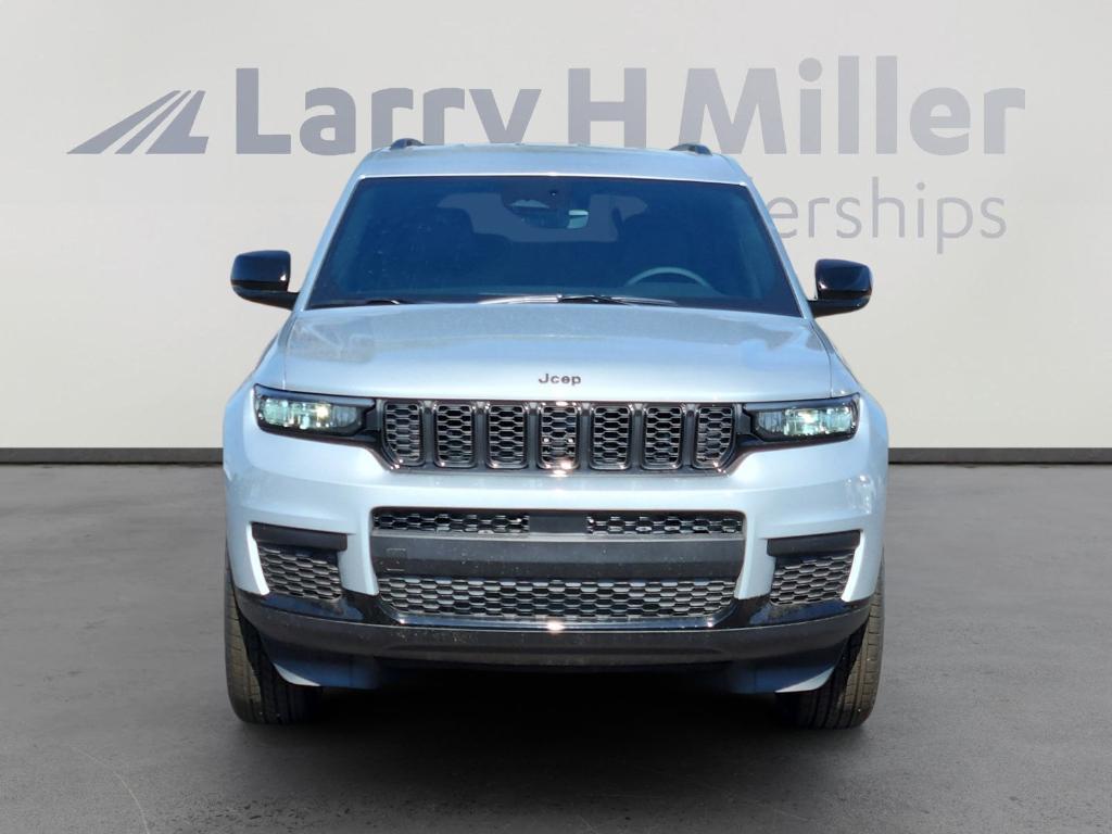 new 2025 Jeep Grand Cherokee L car, priced at $42,368