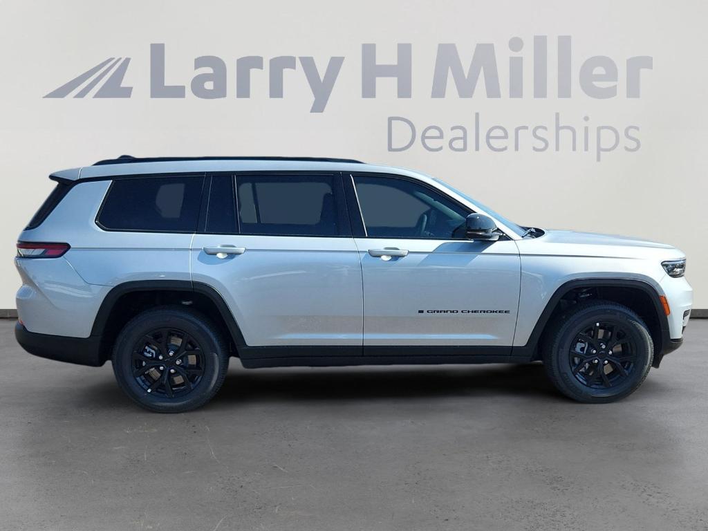 new 2025 Jeep Grand Cherokee L car, priced at $42,368