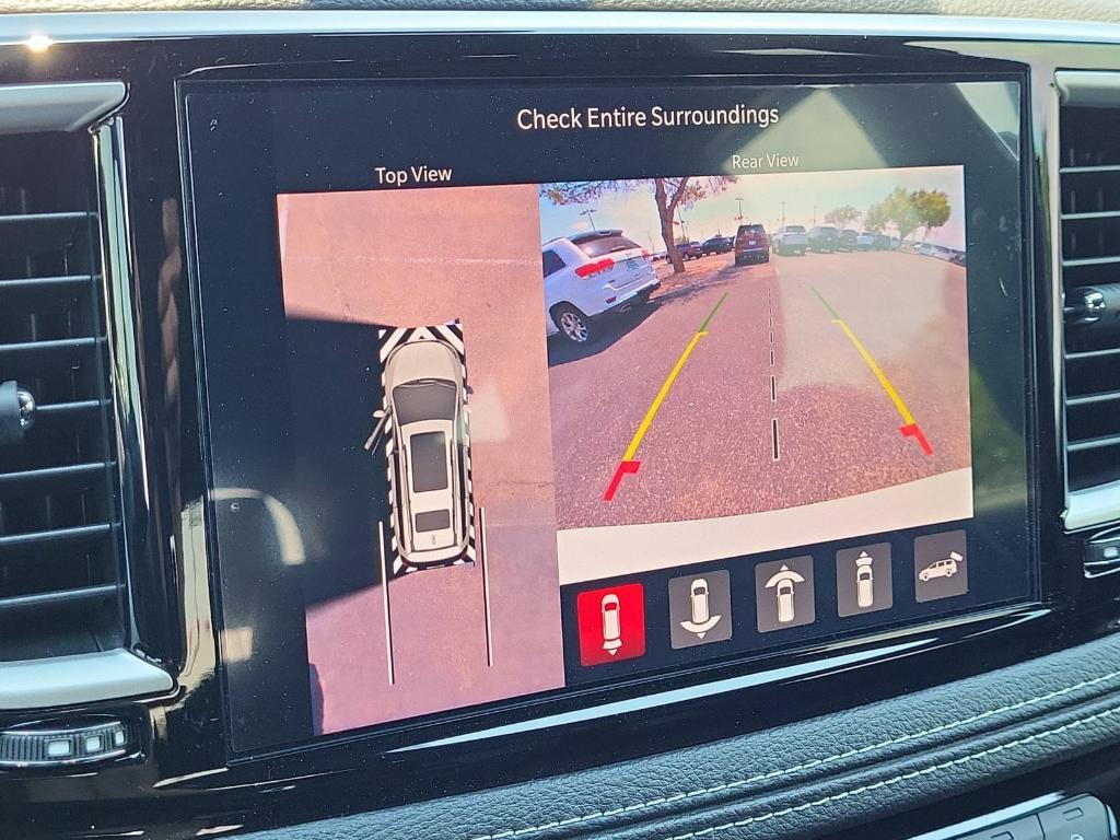 new 2025 Chrysler Pacifica car, priced at $41,916